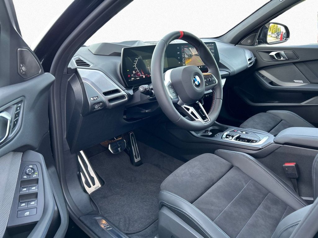 BMW M135 2024