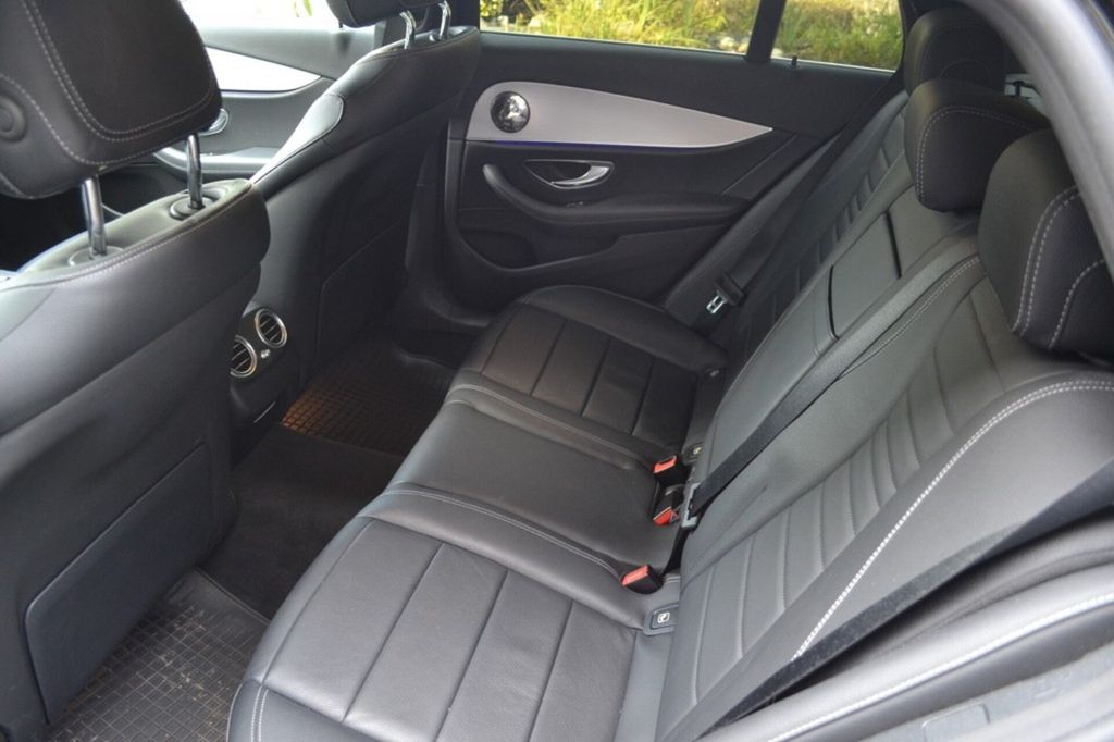 Mercedes-Benz E 300 2021