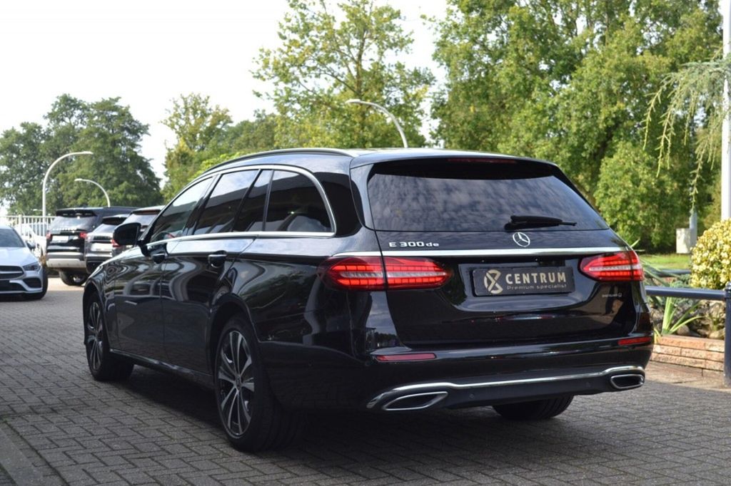 Mercedes-Benz E 300 2021