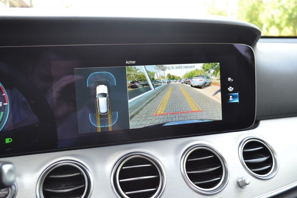 Mercedes-Benz E 300 2021