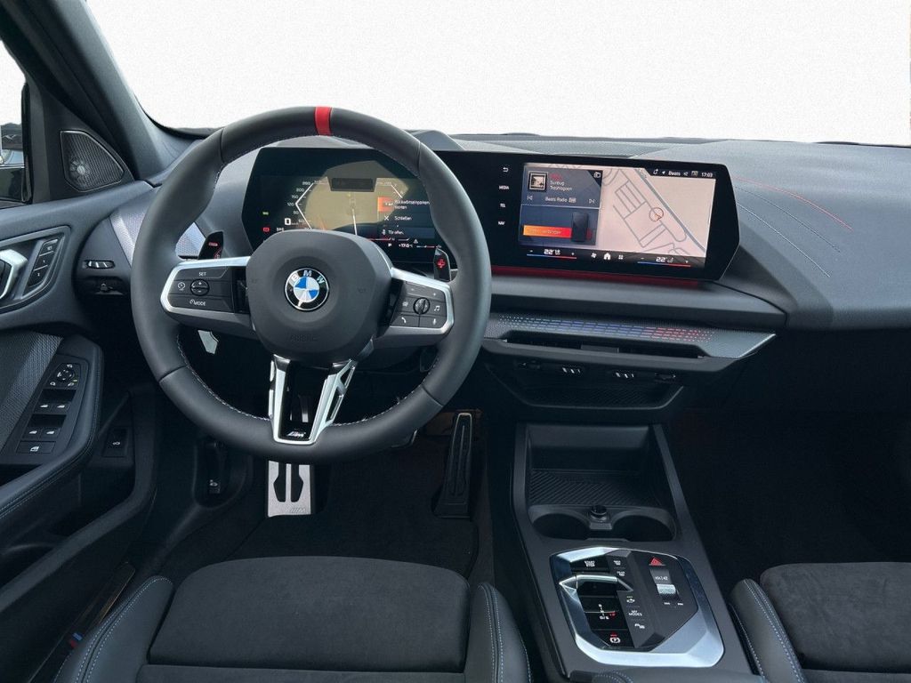 BMW M135 2024