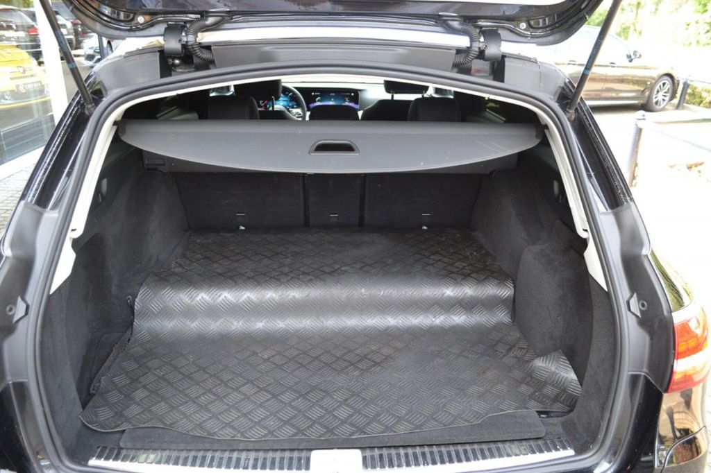 Mercedes-Benz E 300 2021