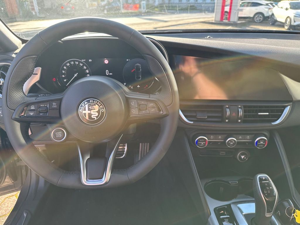 Alfa Romeo Giulia 2023