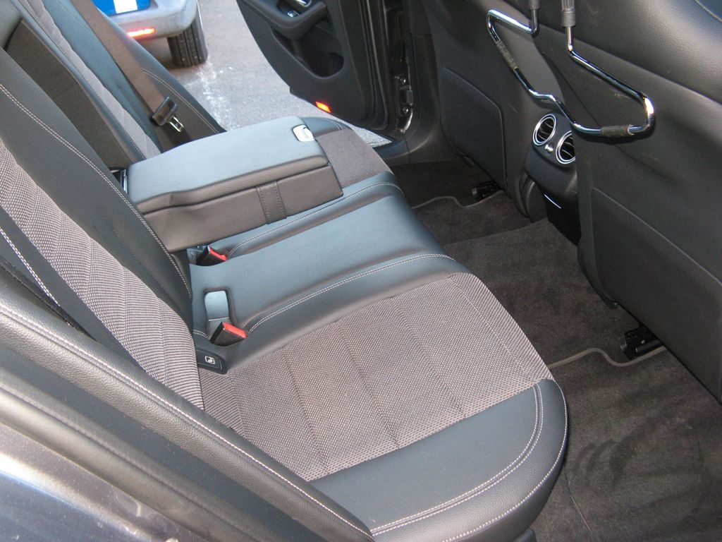 Mercedes-Benz E 300 2021