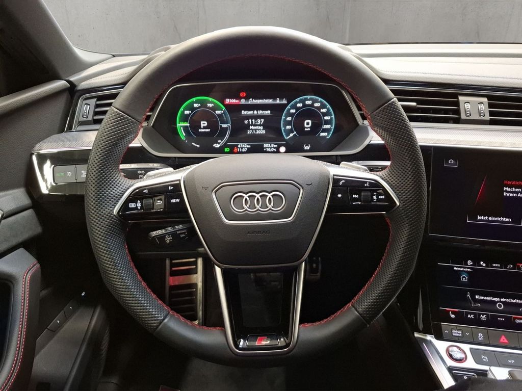 Audi SQ8 2024