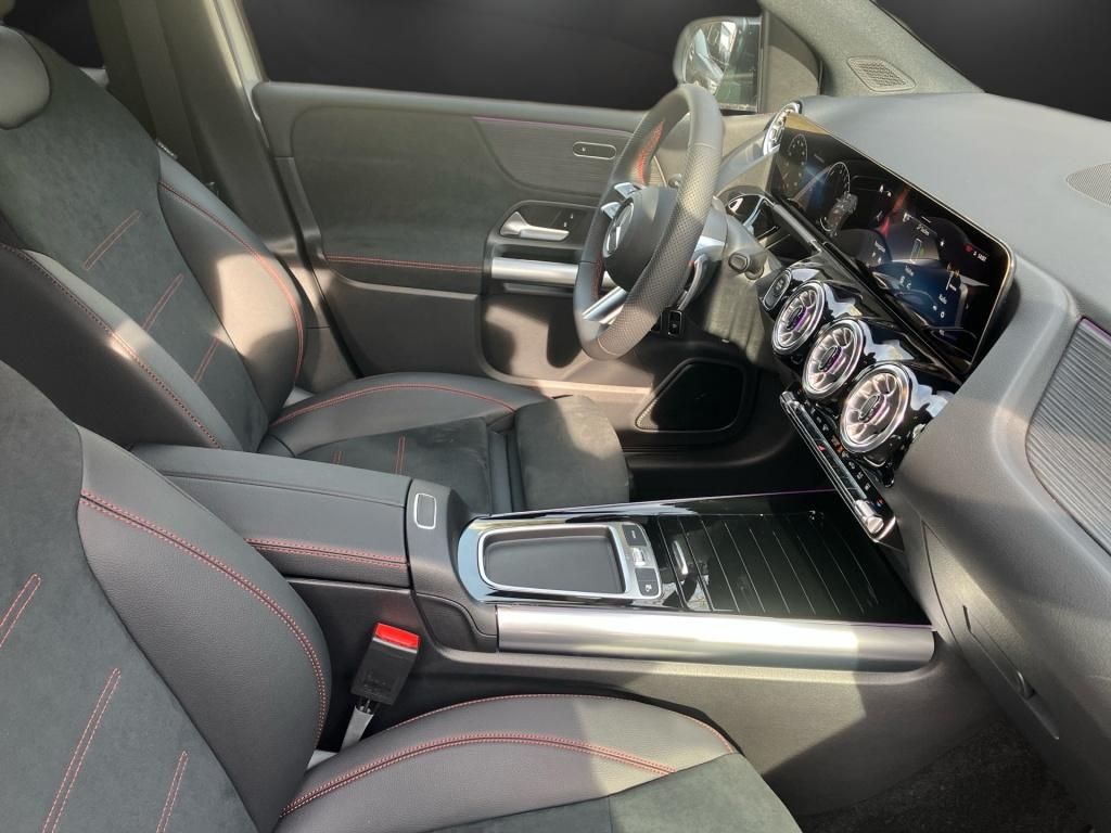 Mercedes-Benz B 250 2025