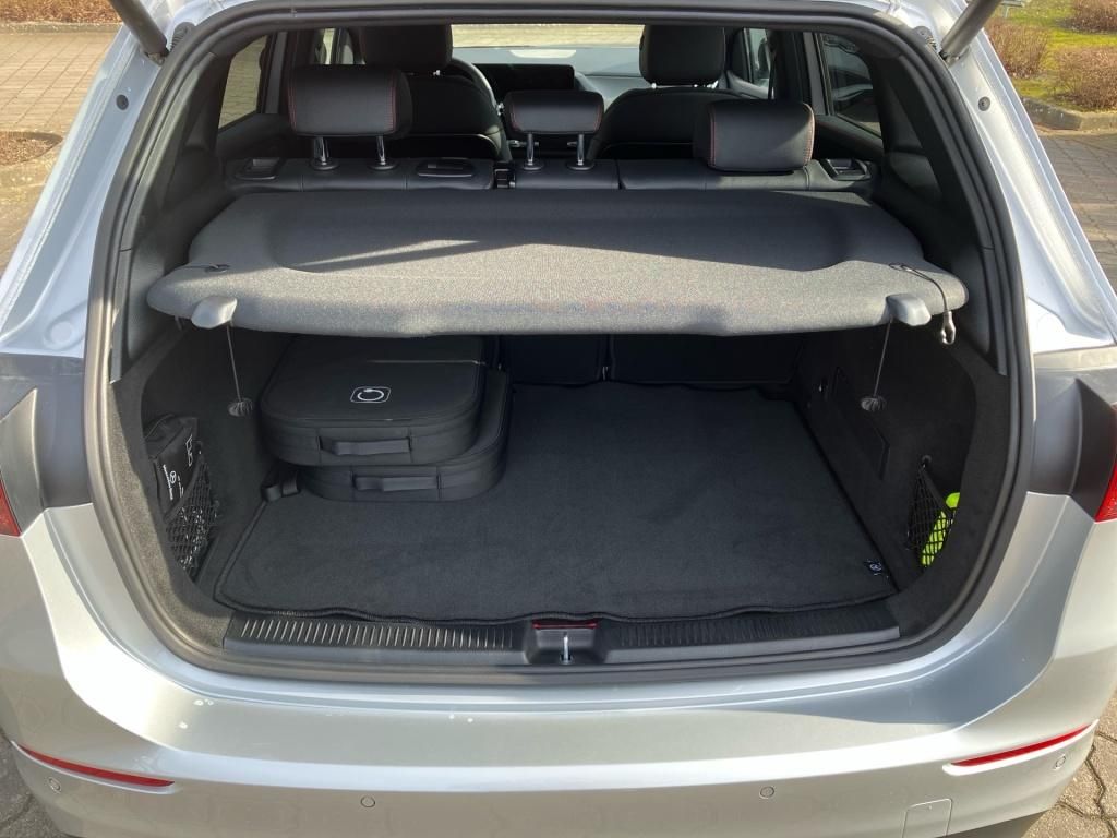 Mercedes-Benz B 250 2025