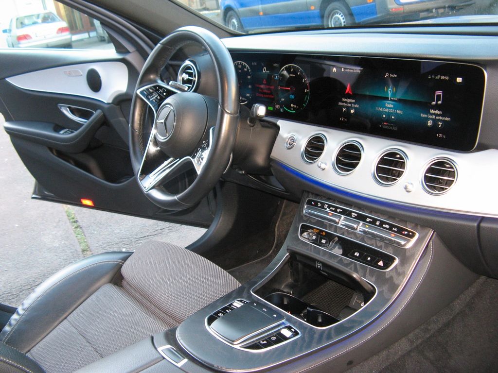 Mercedes-Benz E 300 2021