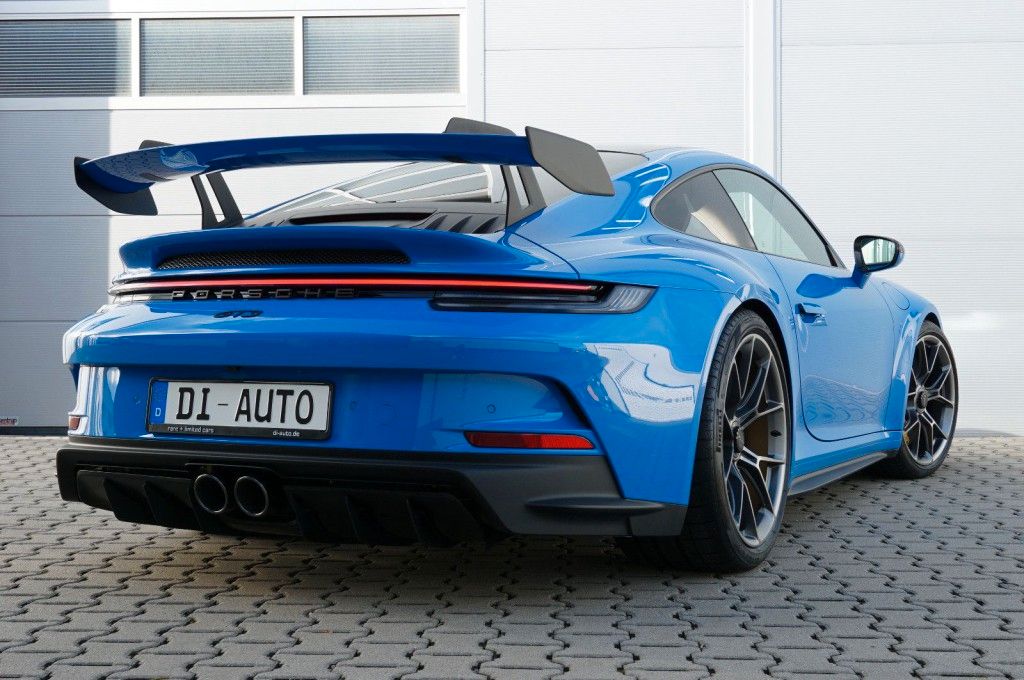 Porsche 992