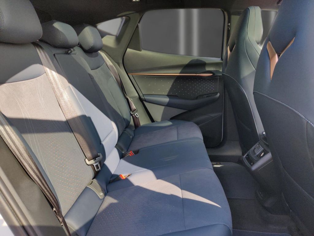 Cupra Tavascan 2025