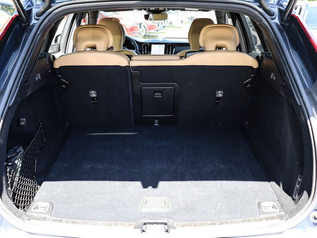 Volvo XC60 2024