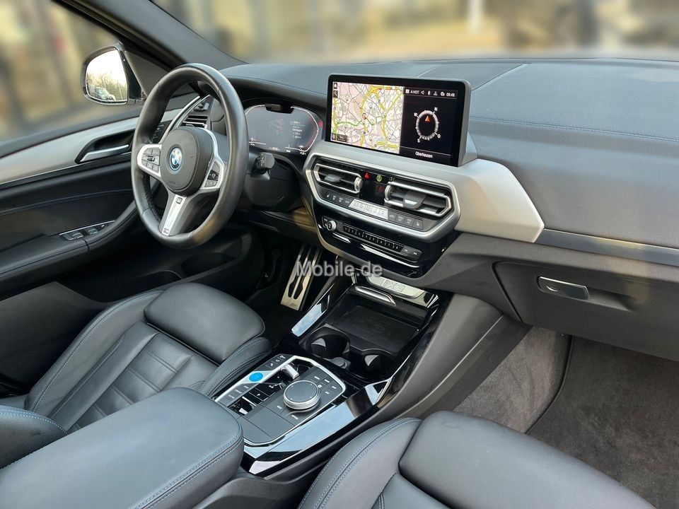 BMW iX3 2024
