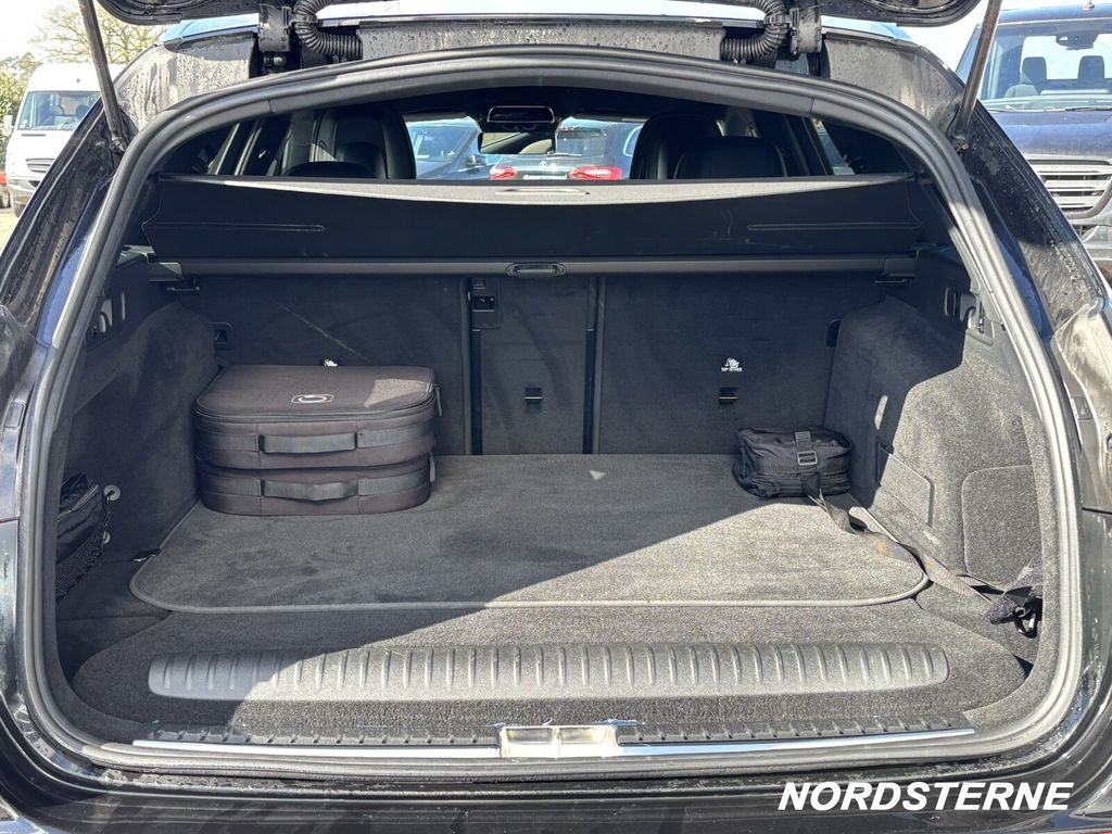 Mercedes-Benz E 300 2024