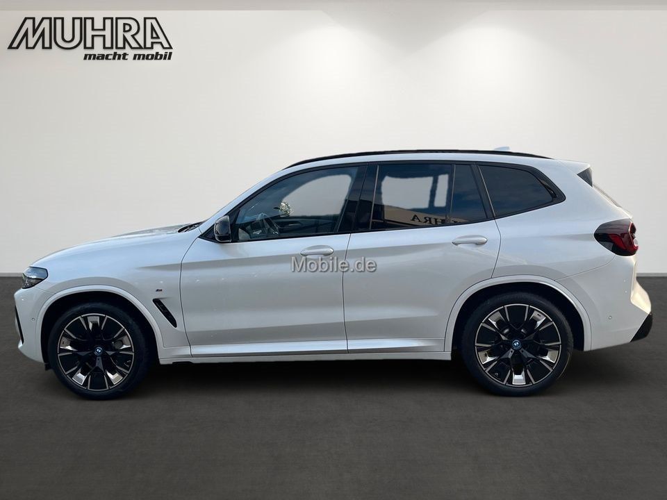 BMW iX3 2024