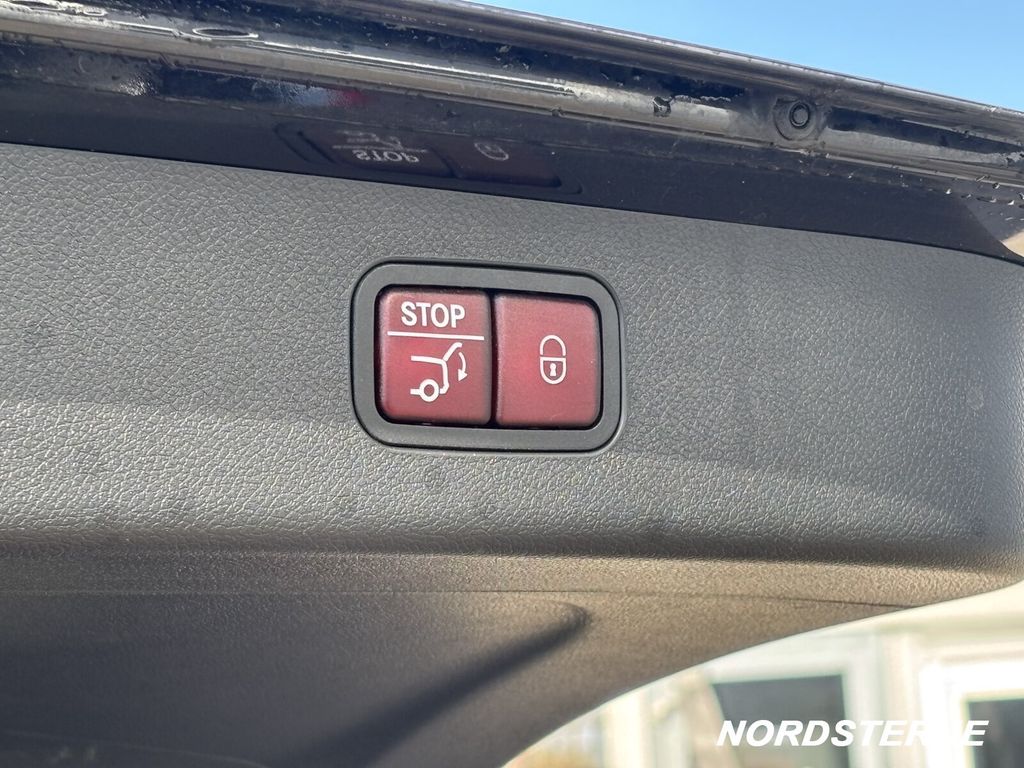 Mercedes-Benz E 300 2024