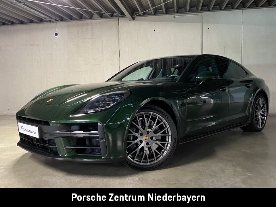 Porsche Panamera 2025