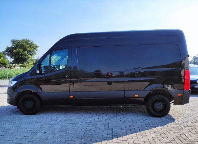 Mercedes-Benz Sprinter 2021