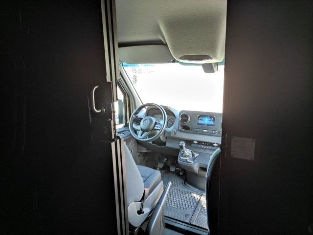 Mercedes-Benz Sprinter 2021