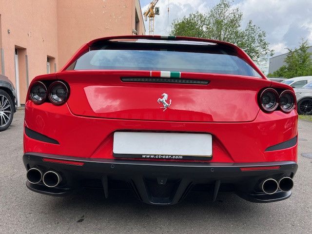 Ferrari GTC4Lusso 2021