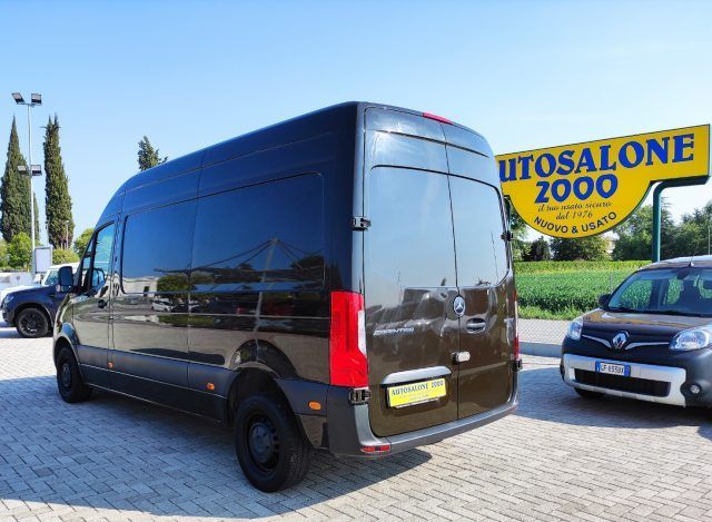 Mercedes-Benz Sprinter 2021