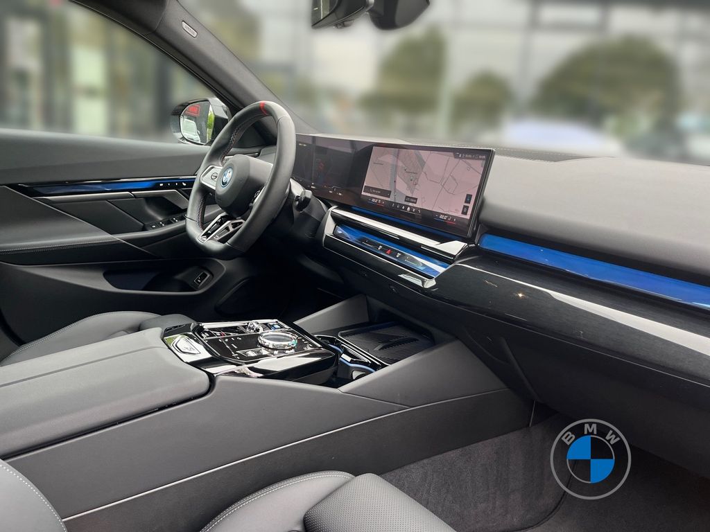 BMW i5 2024
