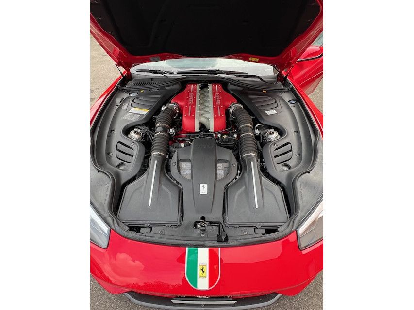 Ferrari GTC4Lusso 2021