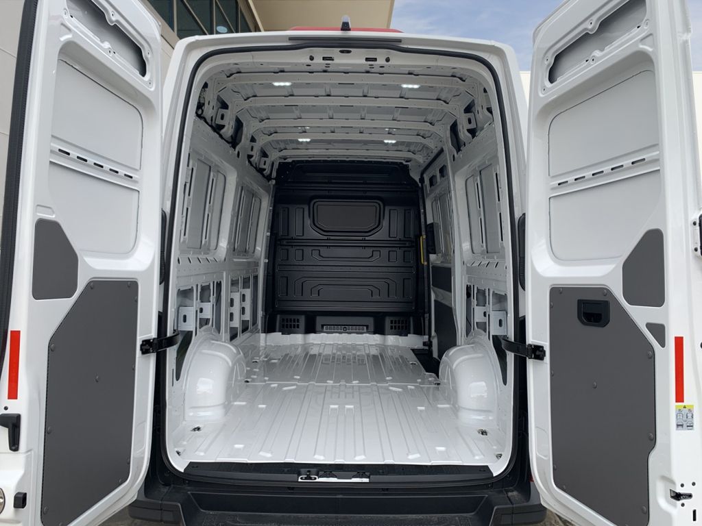 Volkswagen Crafter 2023
