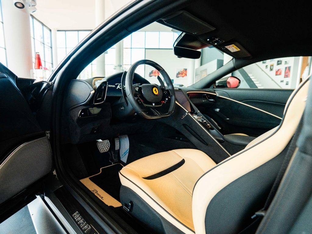 Ferrari Roma 2024