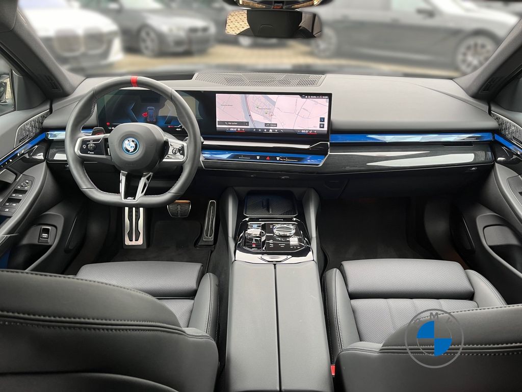 BMW i5 2024