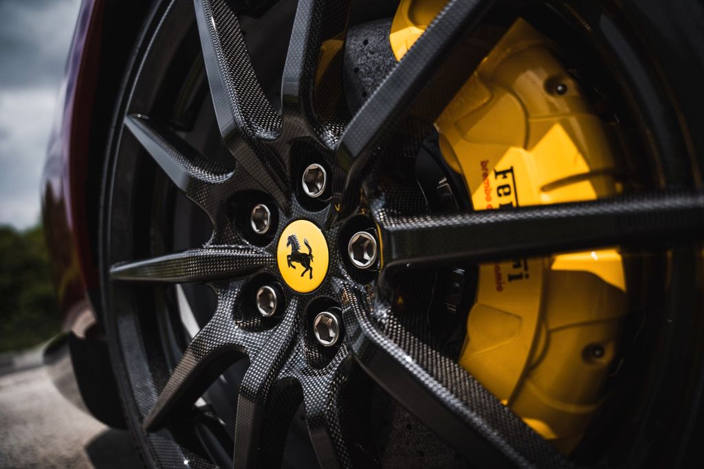 Ferrari 296 GTS 2024