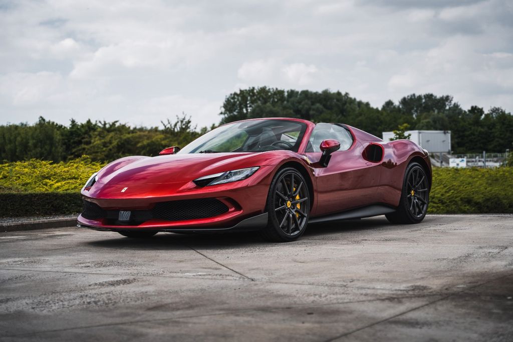 Ferrari 296 GTS 2024