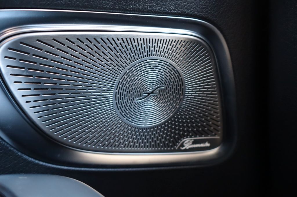 Mercedes-Benz C 300 2021