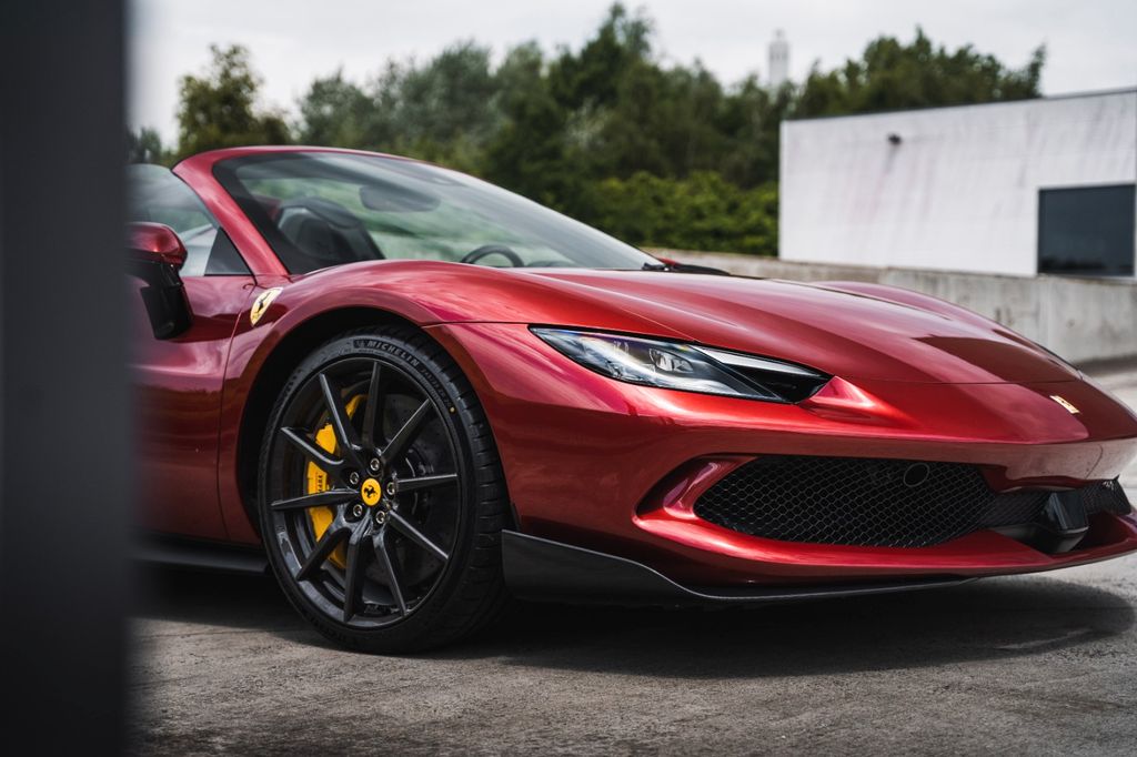 Ferrari 296 GTS 2024