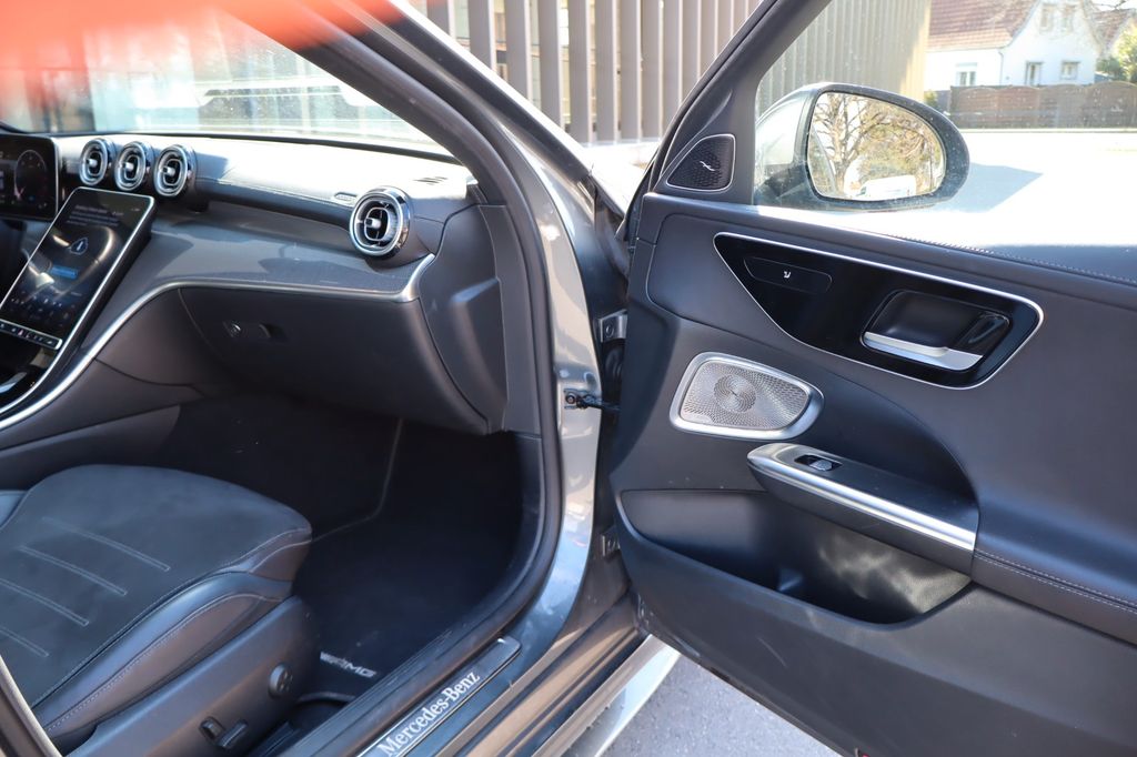 Mercedes-Benz C 300 2021