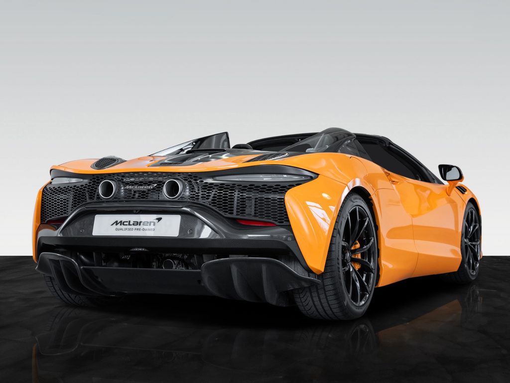 McLaren Artura 2024