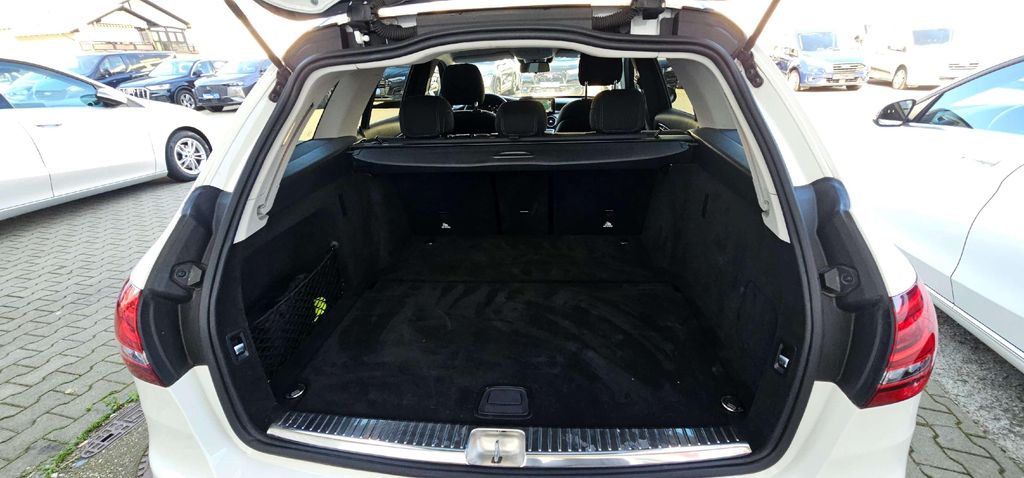 Mercedes-Benz C 180 2021