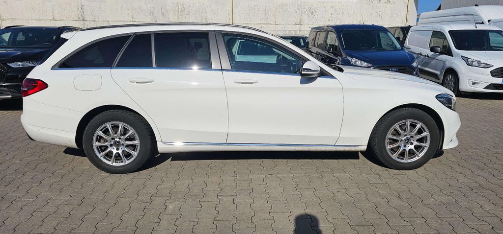 Mercedes-Benz C 180 2021