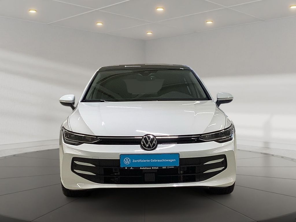 Volkswagen Golf 2024