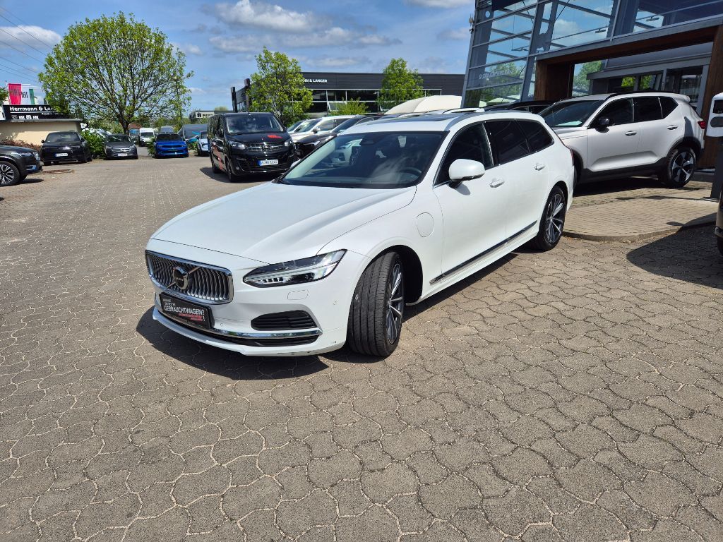 Volvo V90 2022