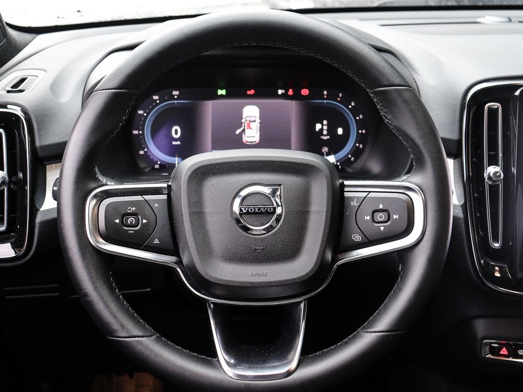 Volvo XC40 2023