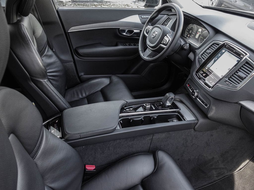 Volvo XC90 2021