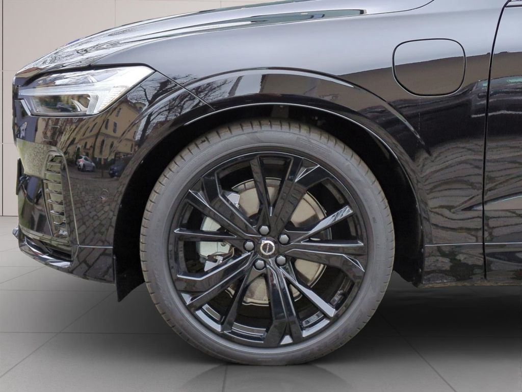 Volvo XC60 2025