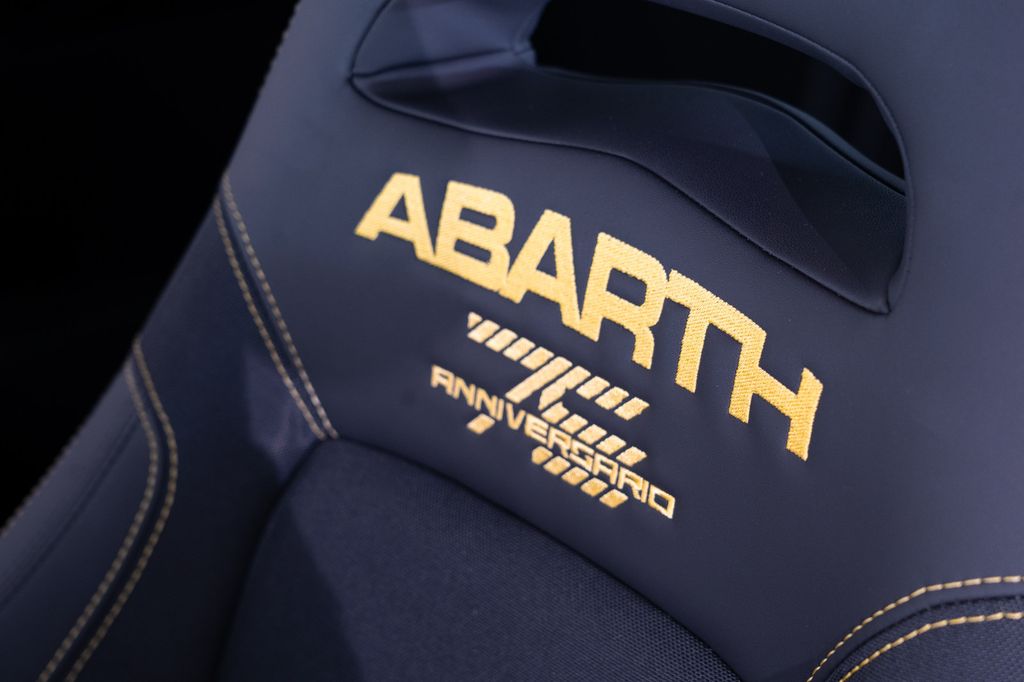 Abarth 500 2024
