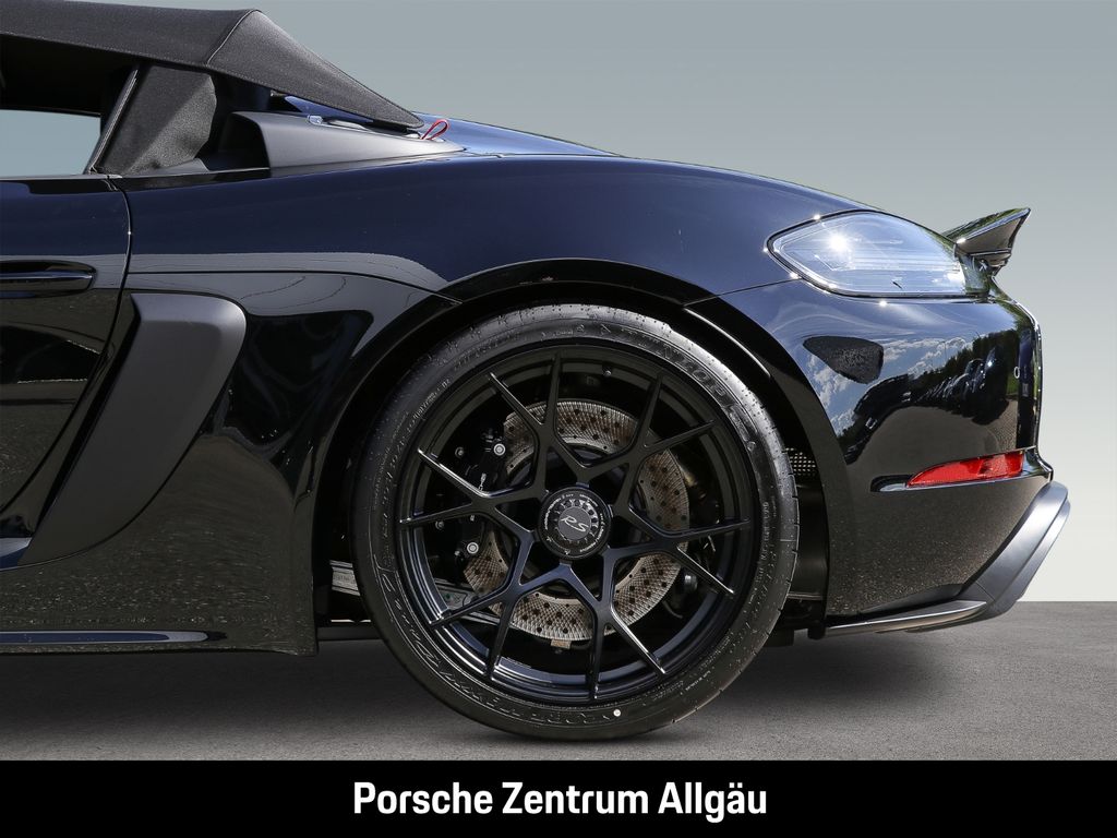 Porsche Boxster 2025