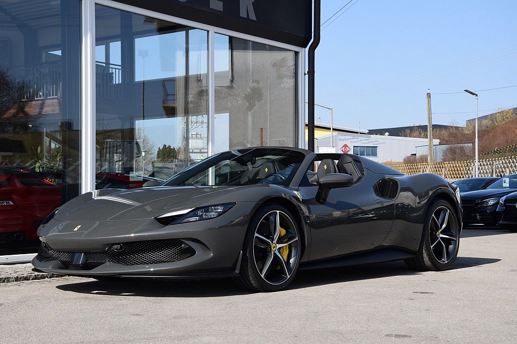 Ferrari 296 GTB 2025