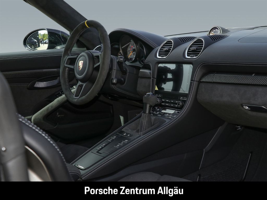 Porsche Boxster 2025