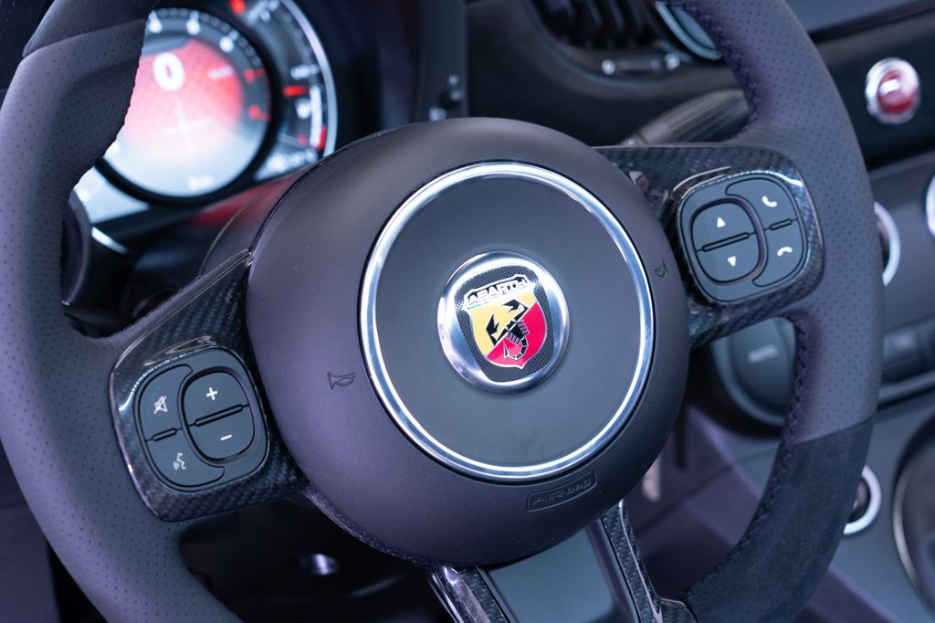 Abarth 500 2024