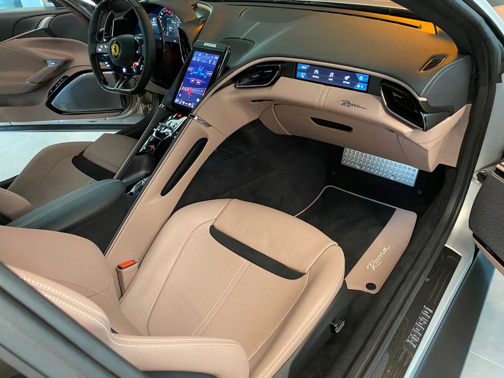 Ferrari Roma 2024