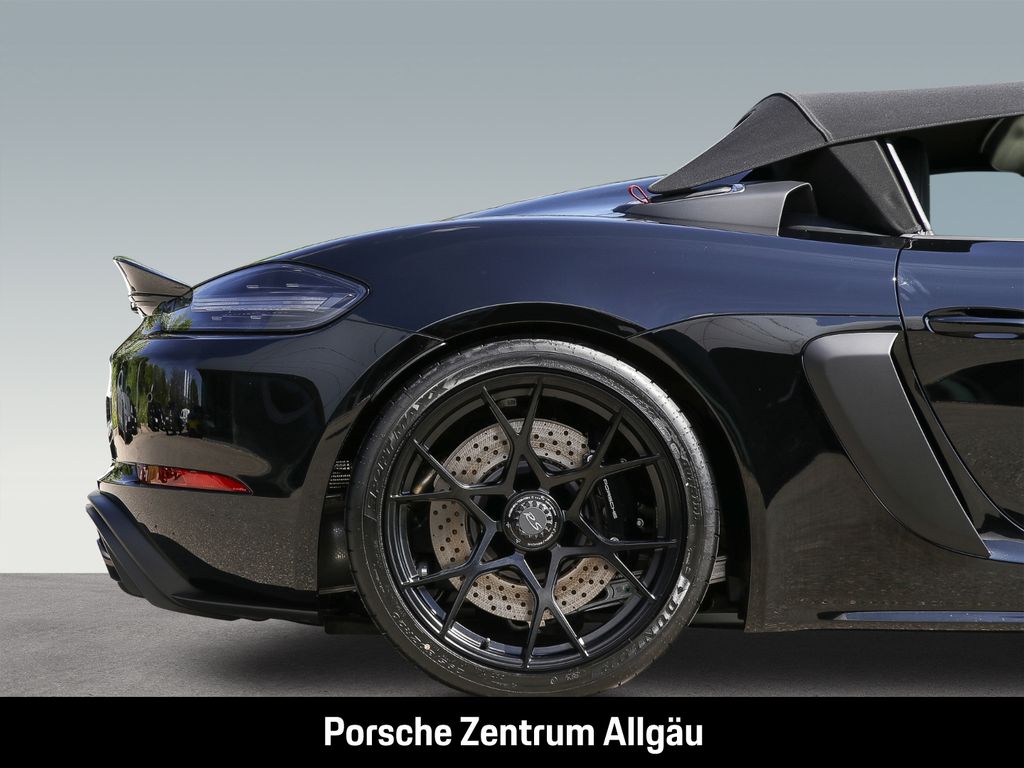 Porsche Boxster 2025