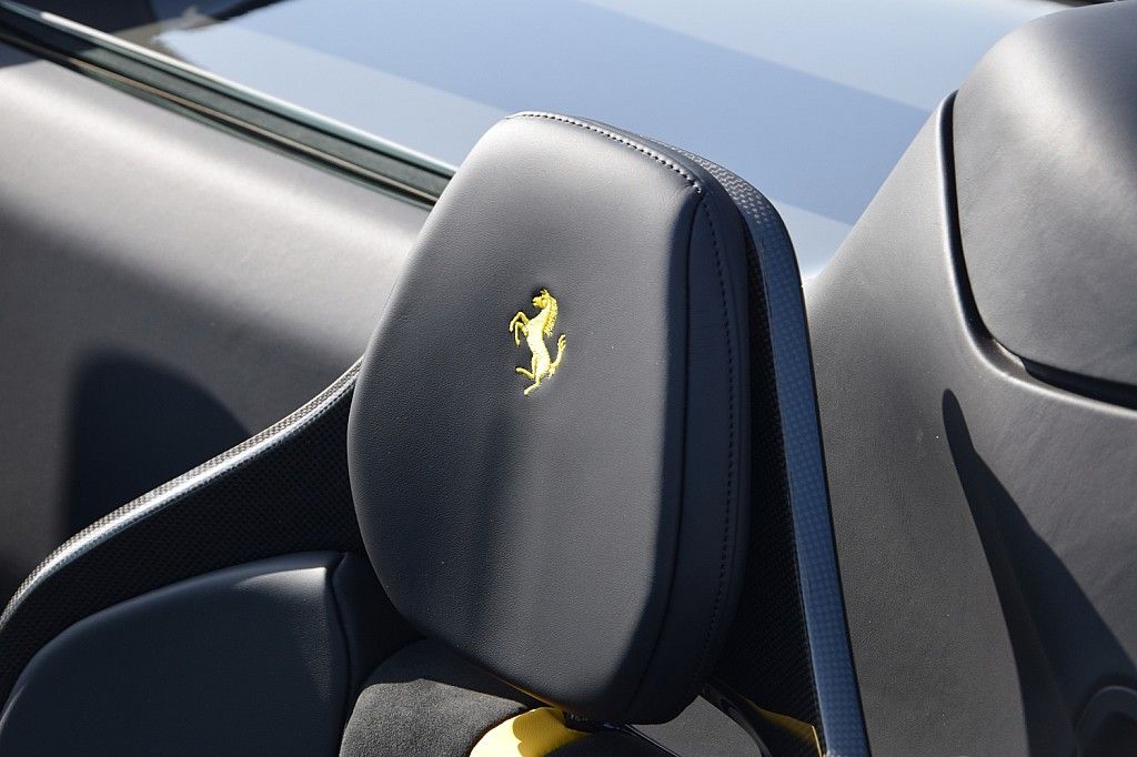 Ferrari 296 GTB 2025